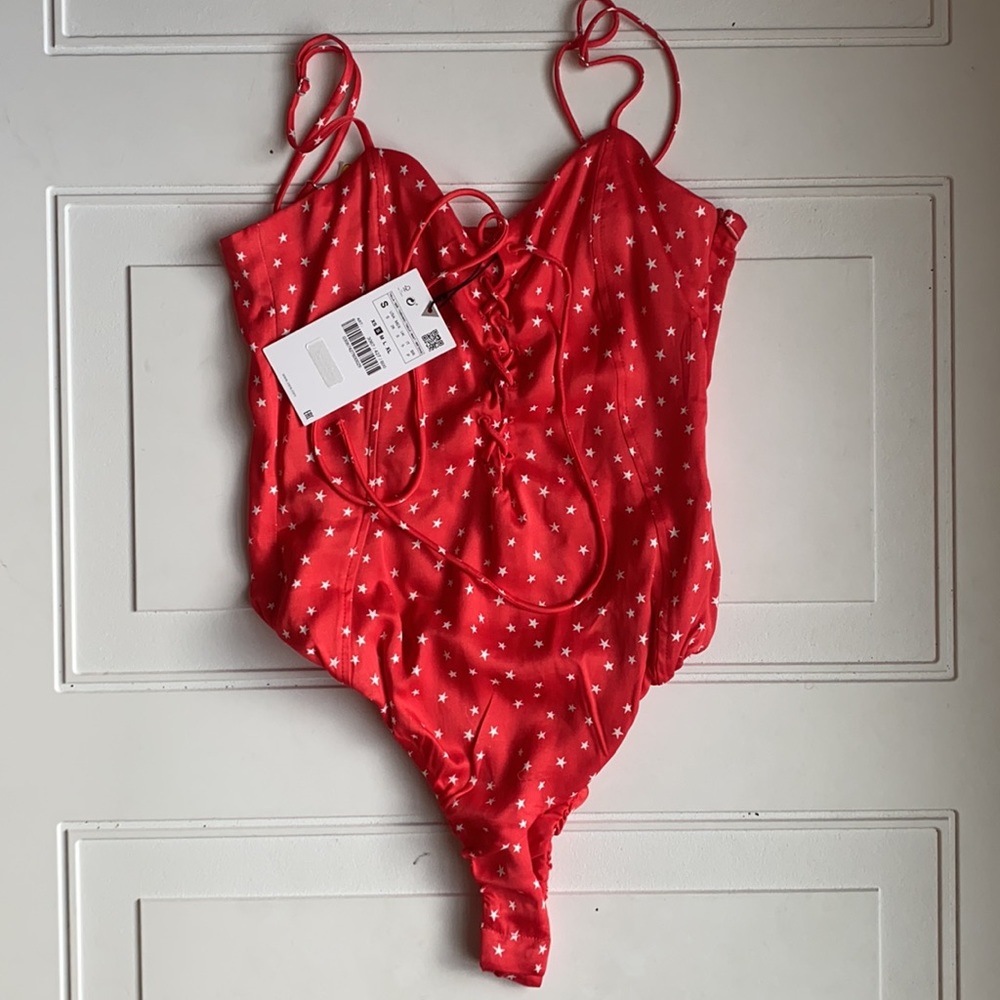 NWT Zara Red Star Printed Satin Effect Bodysuit Size S - Picture 5 of 8
